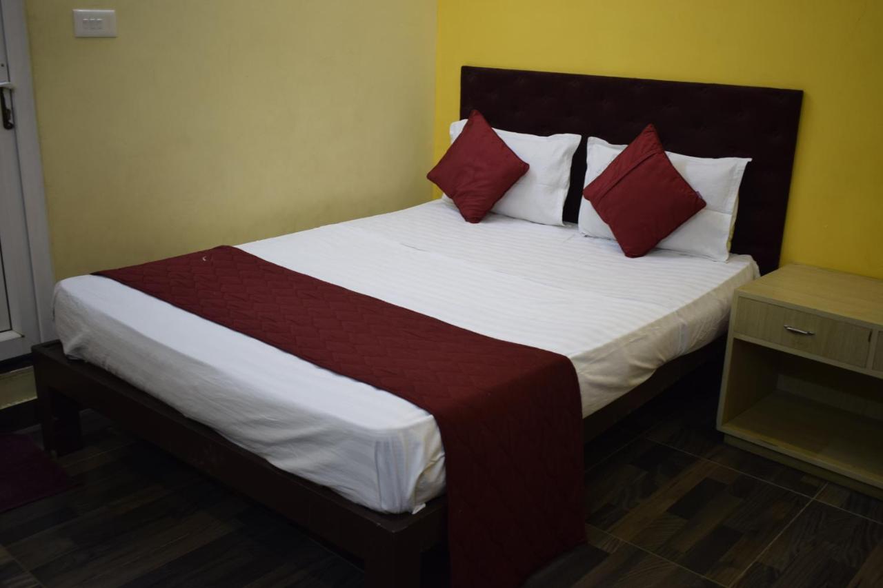 Wind Chimes Hotel Kuilapalayam Exterior photo